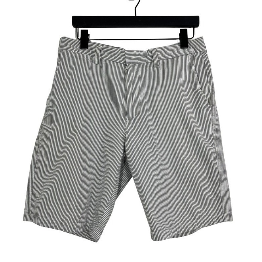 .Crew Club Men's Striped Shorts 32x10.5 Gray White Cotton Flat Front Casual